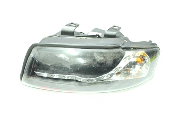 Czarna lampa lewa przednia do Audi A3 8P0