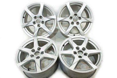 srebrne aluminiowe felgi do Audi 7,5Jx17 Et45 5x112  8K0601025K