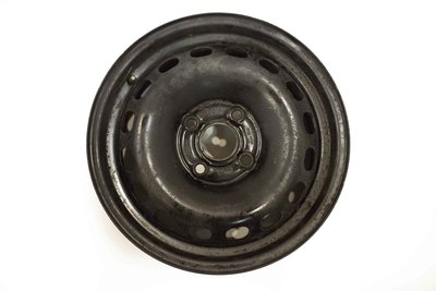 czarna felga stalowa do audi 80 6JX15H2 ET37 4x108 8A0601025G