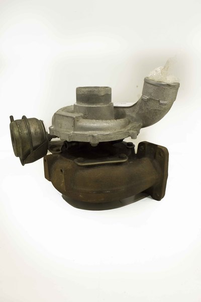 metalowa turbina do audi a6 c6 2.5 tdi 6T205u