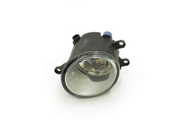 Halogen prawy przedni do Toyoty Yaris III 81210-0D042