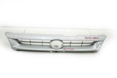 Grill srebrny do Toyoty Corolli E10 53101-1A120