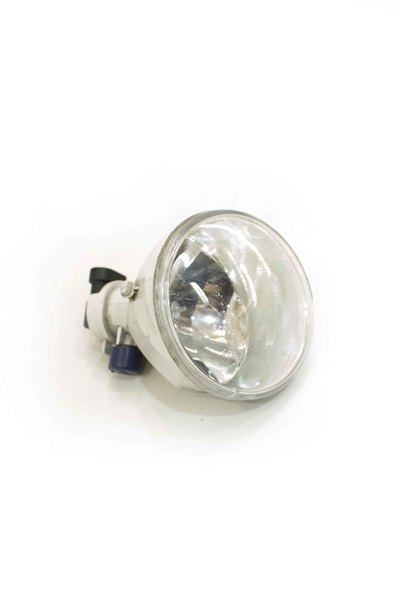 plastikowy halogen lewy przedni do toyoty auris II 90008499