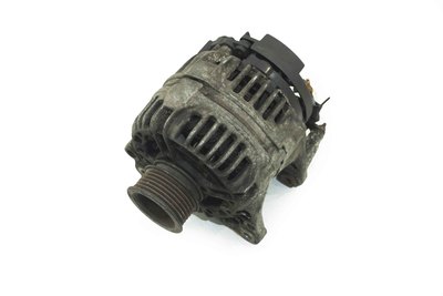 metalowy alternator do volkswagena golfa IV 028903028D