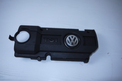 Czarna plastikowa osłona górna silnika do VW Skody 1.4 TSI 03C103925AM