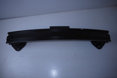 Czarna metalowa belka zderzaka tylnego Opel Mokka 95386749
