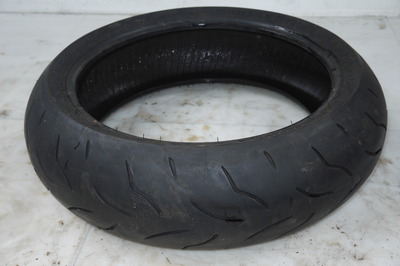 czarna Opona Bridgestone Battlax BT016R 180/55r17