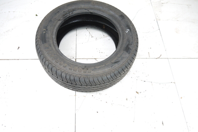 CZarna opona 1 szt continental contact 185/65r14