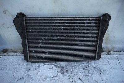 Chłodnica powietrza  intercooler GOLF V 5 TFSI TDI 1K0145803