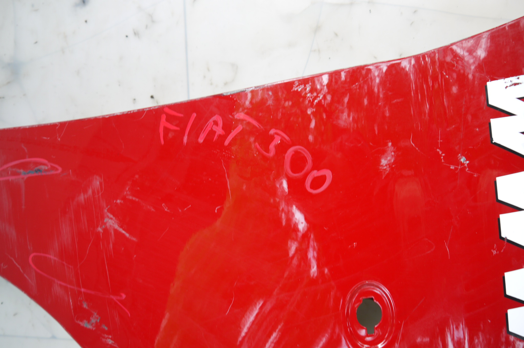 Błotnik Fiat 500 Prawy Przód Przedni Czerwony Sklep